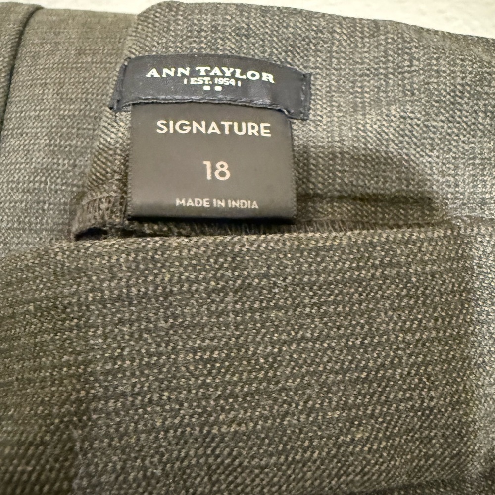 Ann Taylor Signature Women’s Trouser